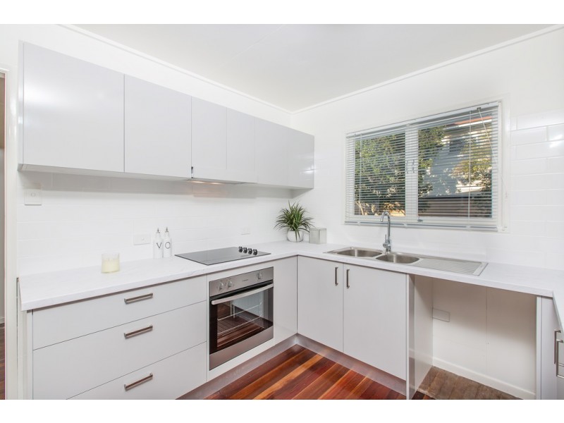 82 SORRENTO STREET, Margate QLD 4019