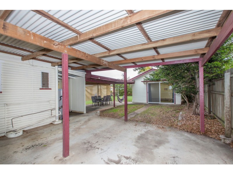 143-145 Maine Road, Clontarf QLD 4019