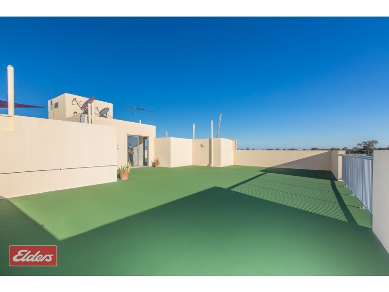 15/32 Rock Street, Scarborough QLD 4020