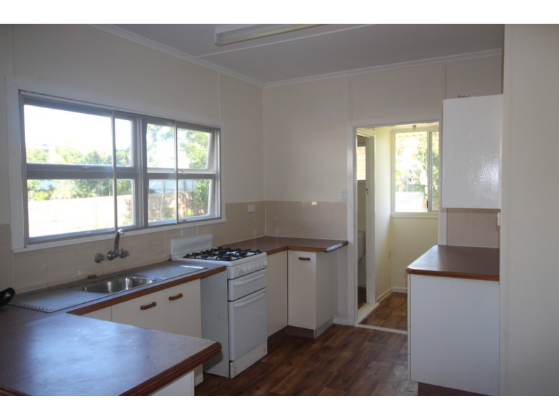 27 Grant Street, Redcliffe QLD 4020