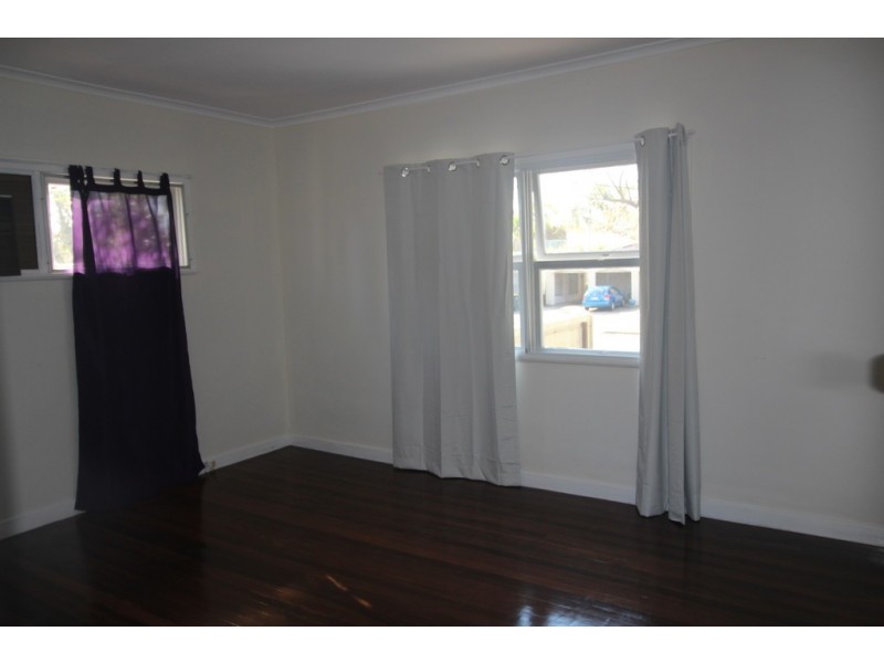 27 Grant Street, Redcliffe QLD 4020