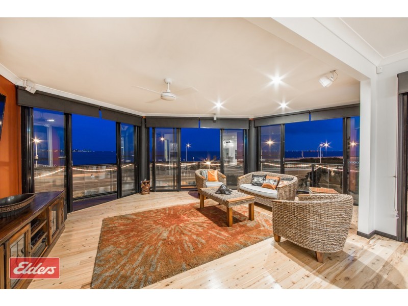 3 BAYVIEW TERRACE, Clontarf QLD 4019