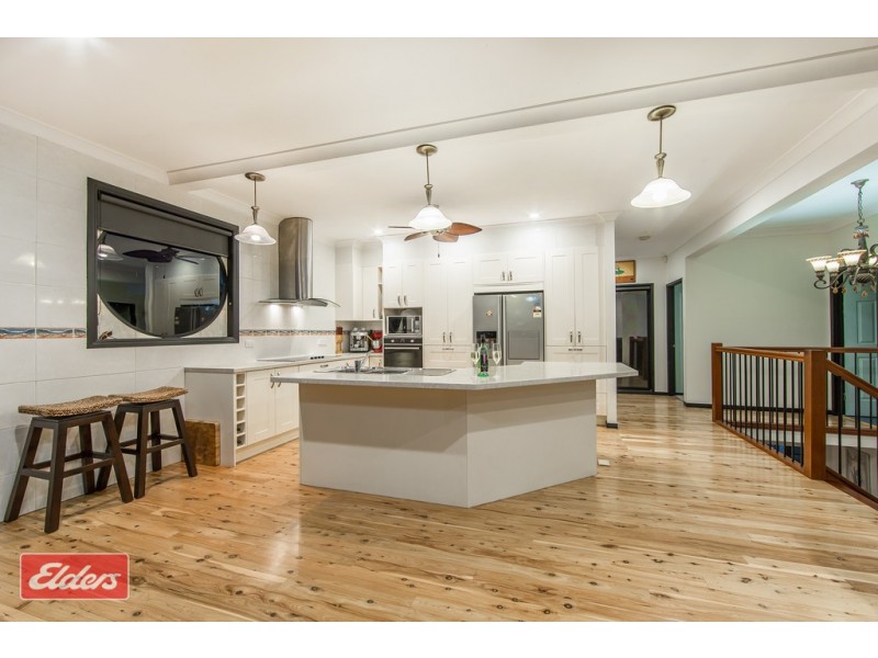 3 BAYVIEW TERRACE, Clontarf QLD 4019