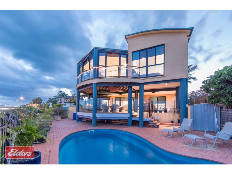 3 BAYVIEW TERRACE, Clontarf QLD 4019