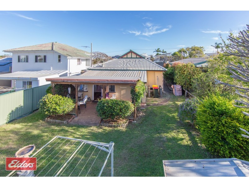 12 GARNET STREET, Scarborough QLD 4020