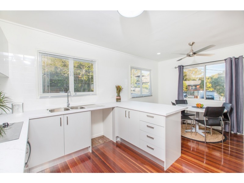 82 Sorrento Street, Margate QLD 4019