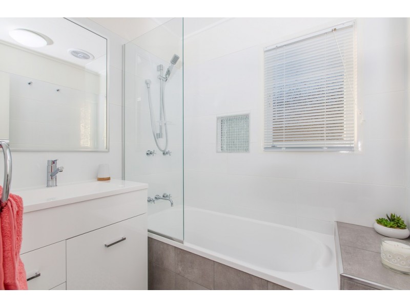 82 Sorrento Street, Margate QLD 4019