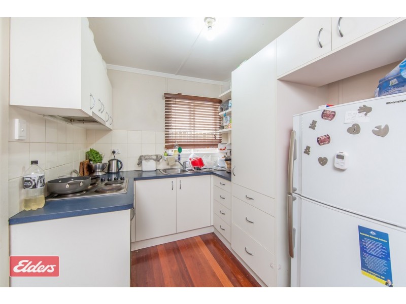 390 OXLEY AVENUE, Redcliffe QLD 4020