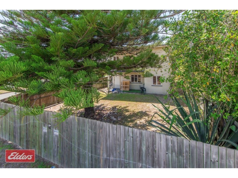 390 OXLEY AVENUE, Redcliffe QLD 4020