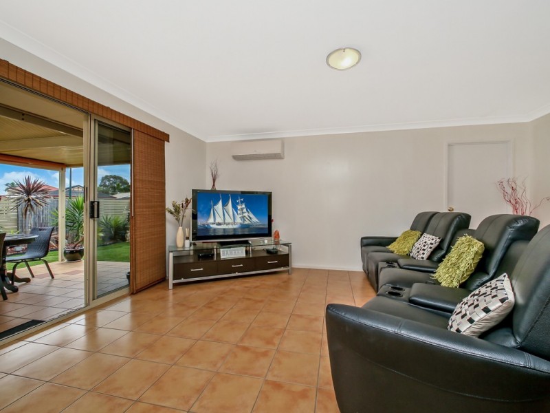 2 Walsh Street, Redcliffe QLD 4020