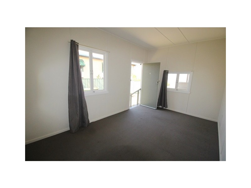 1/96 Hornibrook Esplanade, Clontarf QLD 4019