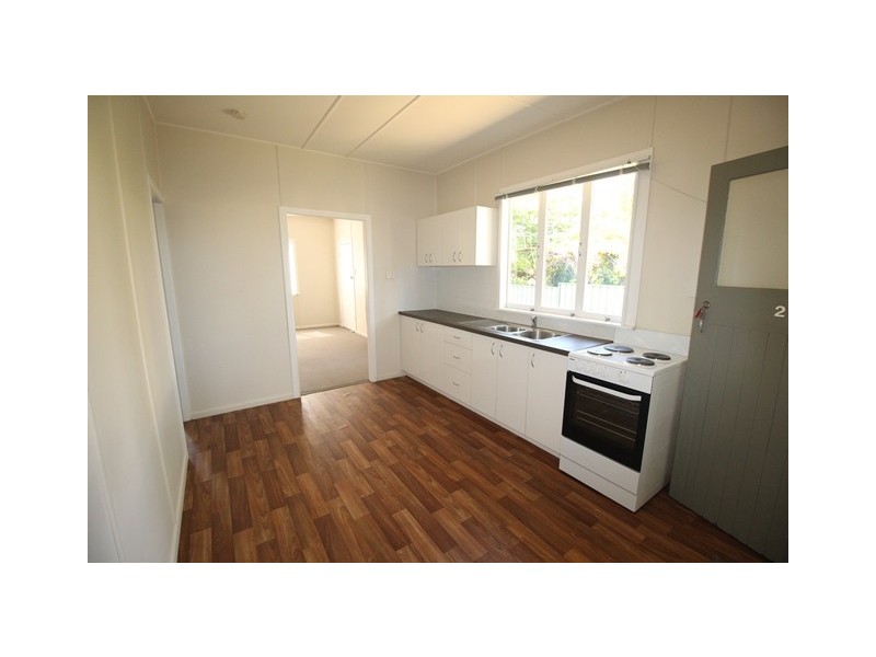 2/96 Hornibrook Esplanade, Clontarf QLD 4019