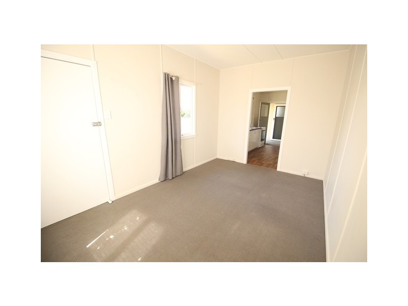 2/96 Hornibrook Esplanade, Clontarf QLD 4019