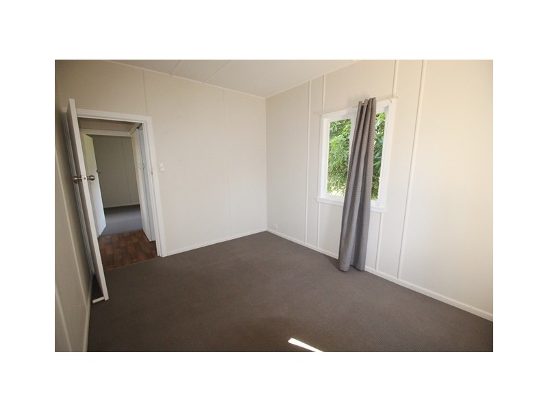 2/96 Hornibrook Esplanade, Clontarf QLD 4019