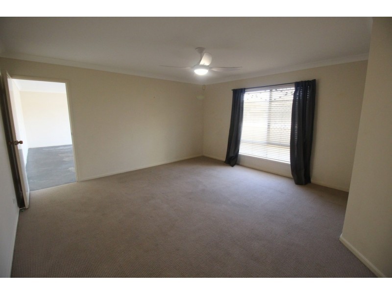 10 Amity Drive, Rothwell QLD 4022