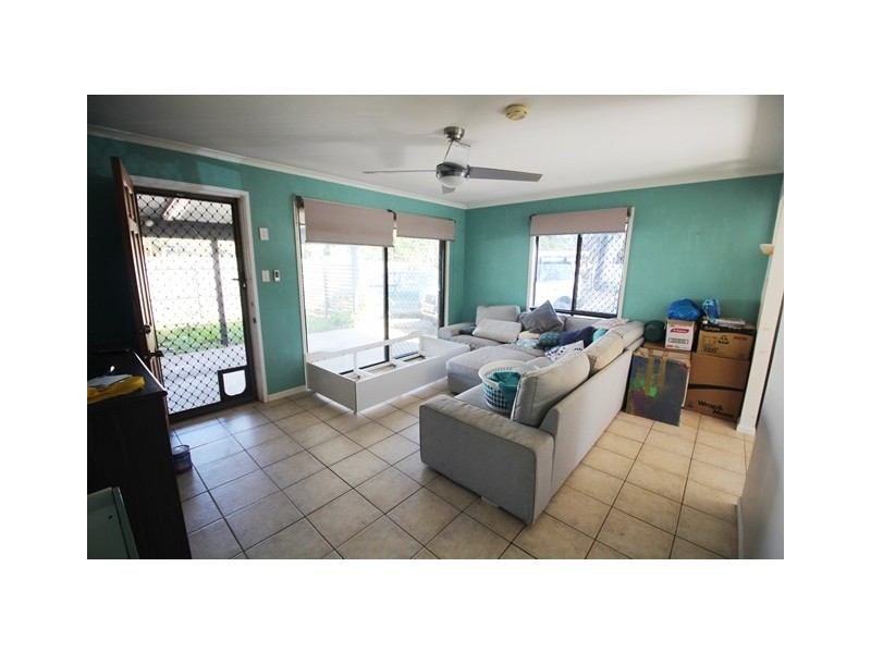 8a Roma Street, Scarborough QLD 4020