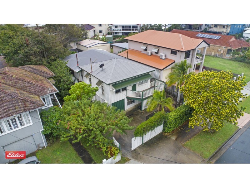 8 Murphy Street, Scarborough QLD 4020