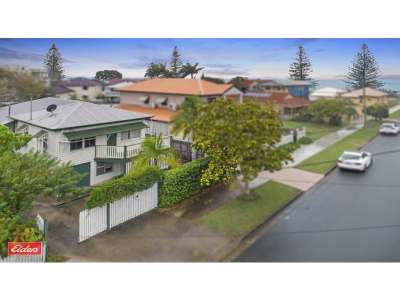 8 Murphy Street, Scarborough QLD 4020