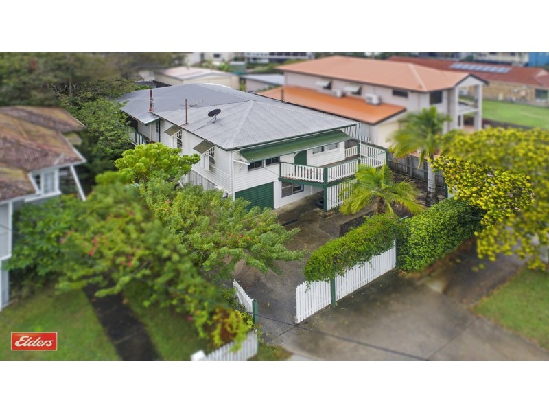 8 Murphy Street, Scarborough QLD 4020