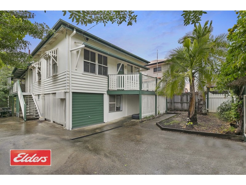 8 Murphy Street, Scarborough QLD 4020