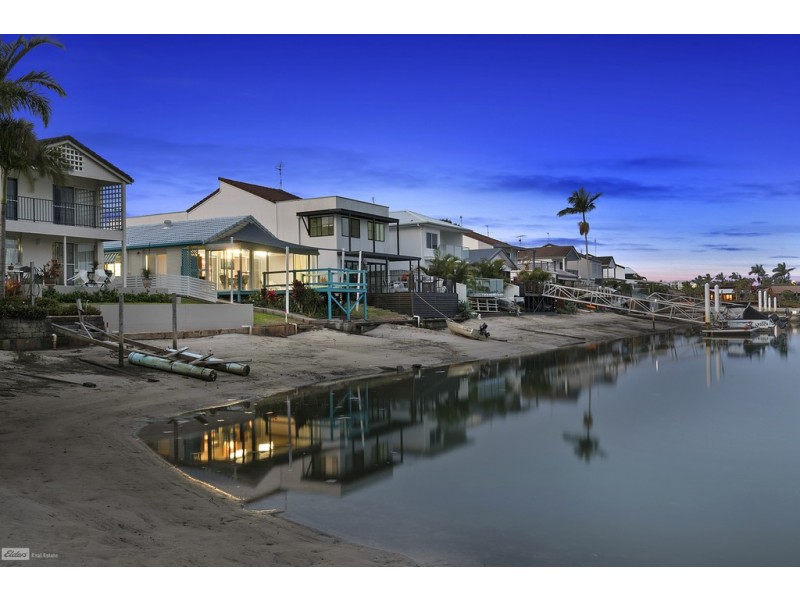 6A Admirals Court, Mooloolaba QLD 4557