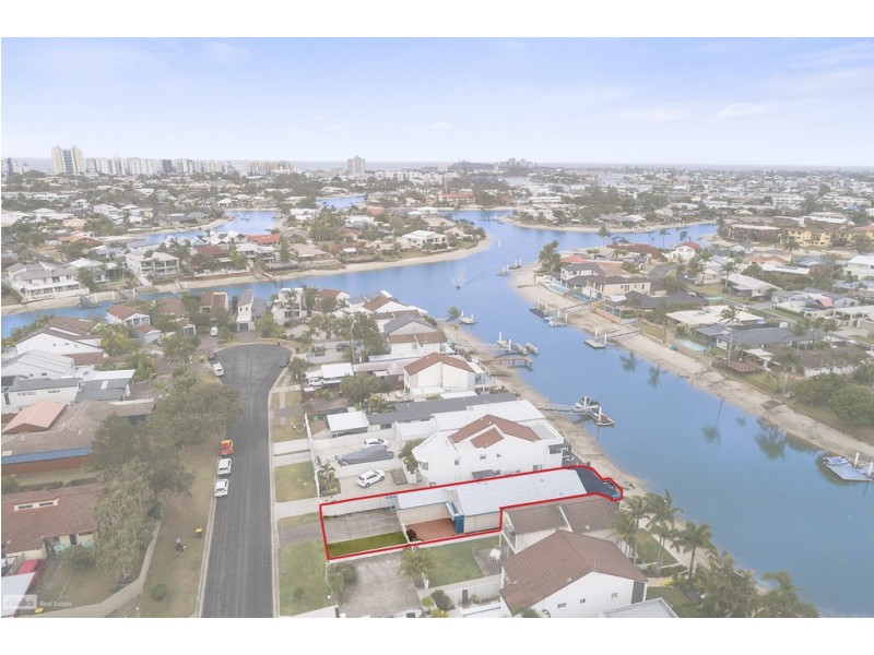 6A Admirals Court, Mooloolaba QLD 4557
