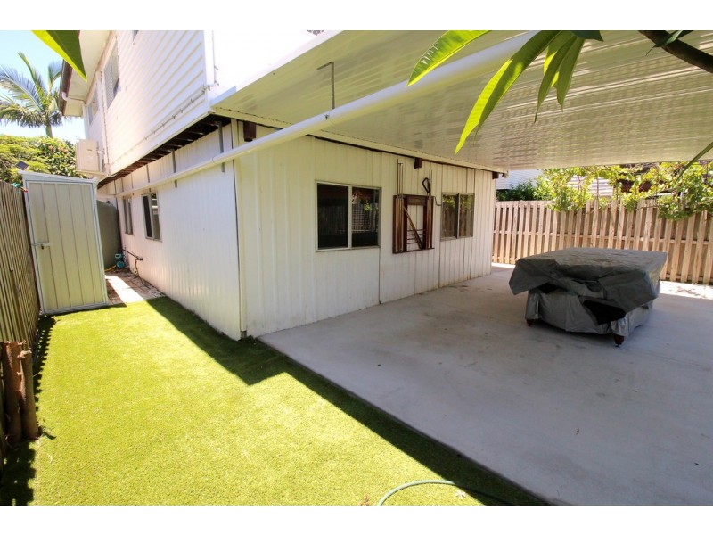 67 Longland Street, Redcliffe QLD 4020