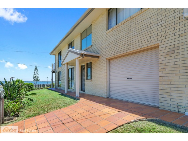 100 Hornibrook Esplanade, Clontarf QLD 4019