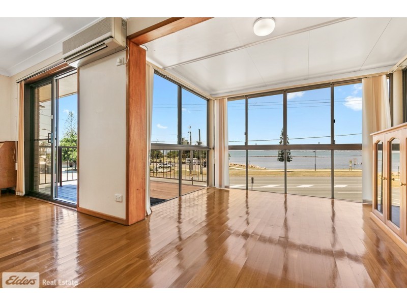 100 Hornibrook Esplanade, Clontarf QLD 4019