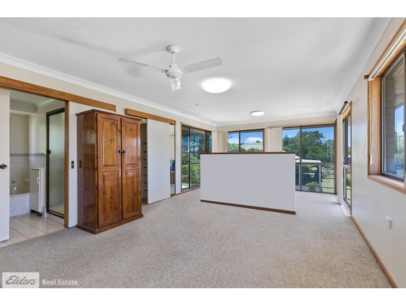 100 Hornibrook Esplanade, Clontarf QLD 4019