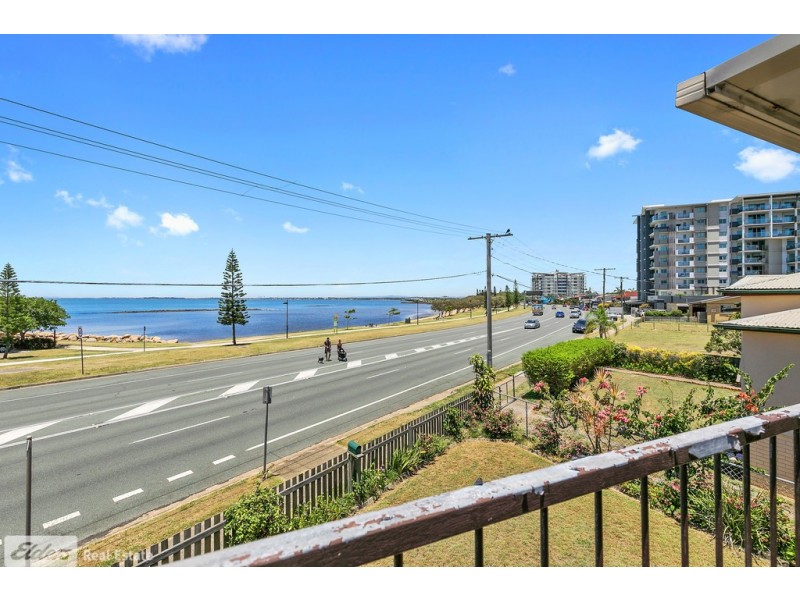 100 Hornibrook Esplanade, Clontarf QLD 4019