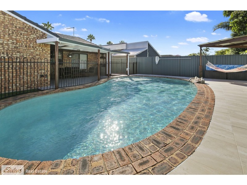 8 Newport Drive, Newport QLD 4020
