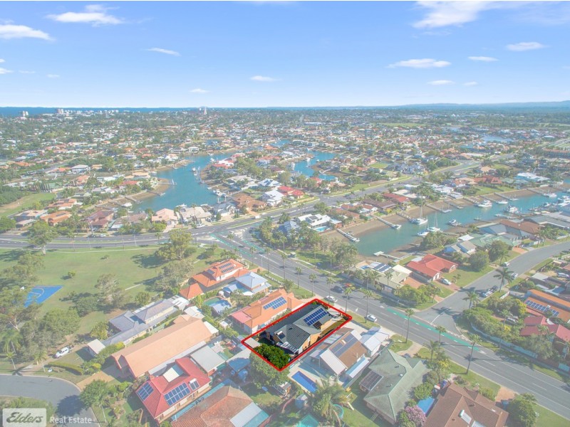 8 Newport Drive, Newport QLD 4020