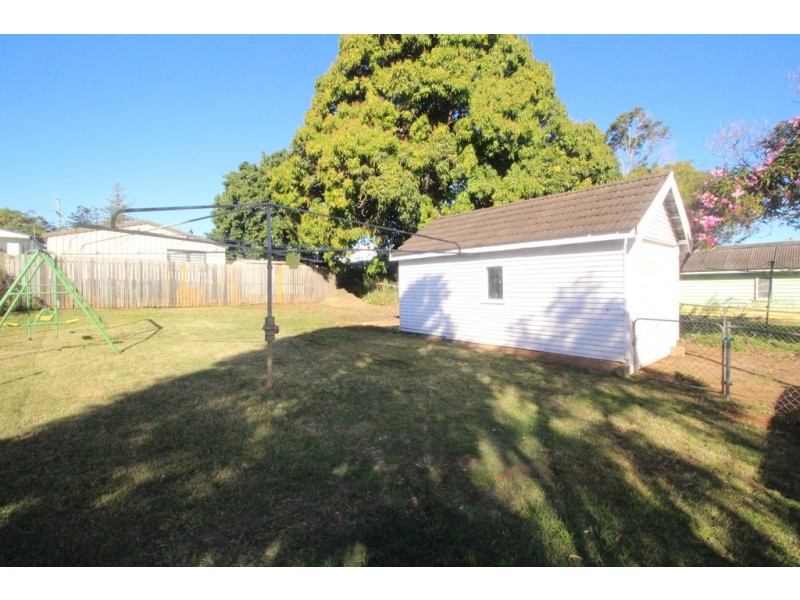 78 McLennan Street, Woody Point QLD 4019