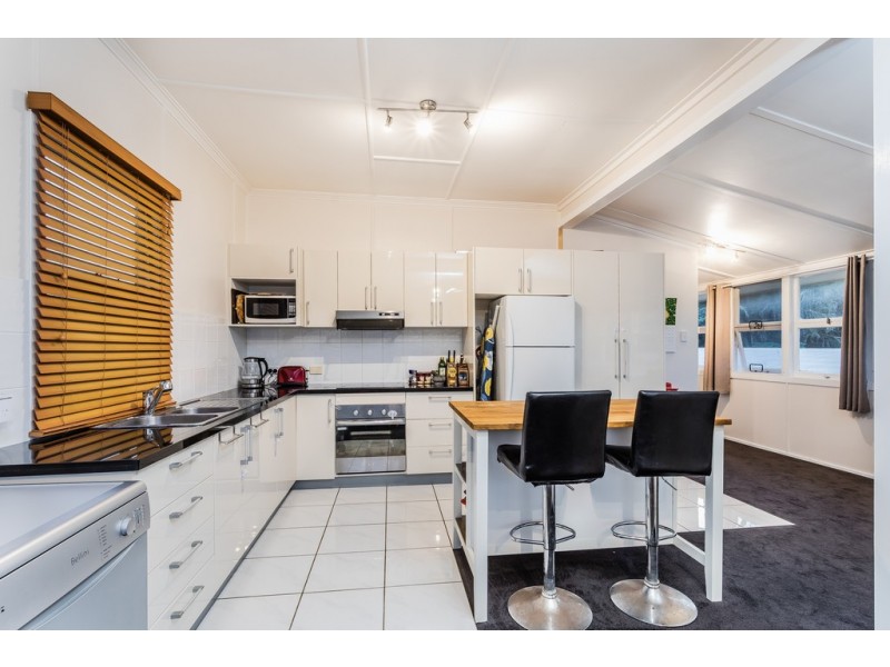 3 Kate Street, Woody Point QLD 4019