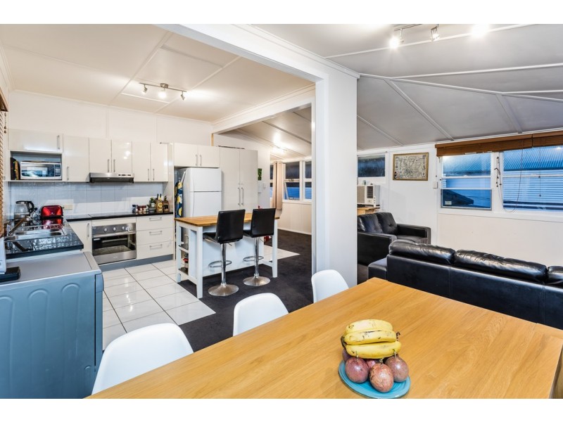 3 Kate Street, Woody Point QLD 4019