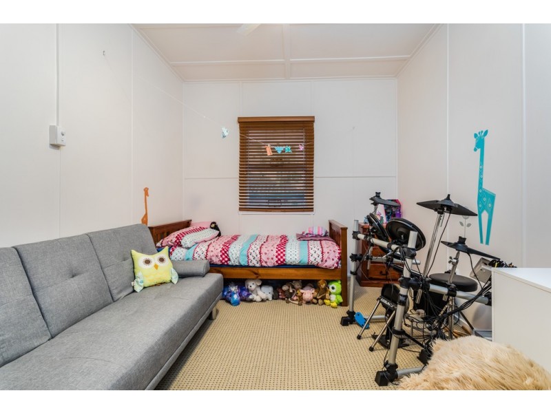 3 Kate Street, Woody Point QLD 4019