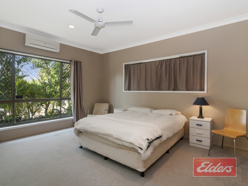 16 DORSET DRIVE (7 Essex Close), Springwood QLD 4127