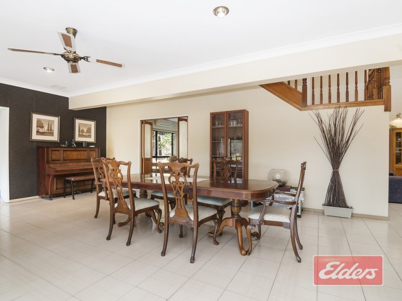 16 DORSET DRIVE (7 Essex Close), Springwood QLD 4127