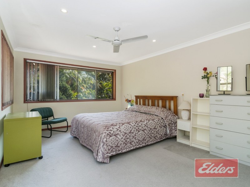 16 DORSET DRIVE (7 Essex Close), Springwood QLD 4127