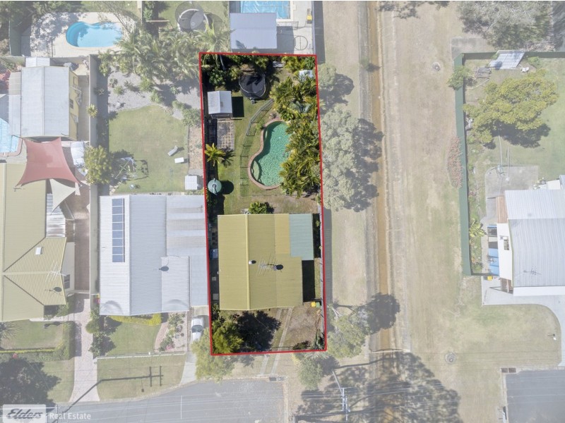 8A Roma Street, Scarborough QLD 4020