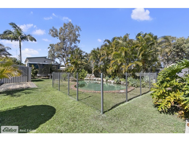 8A Roma Street, Scarborough QLD 4020