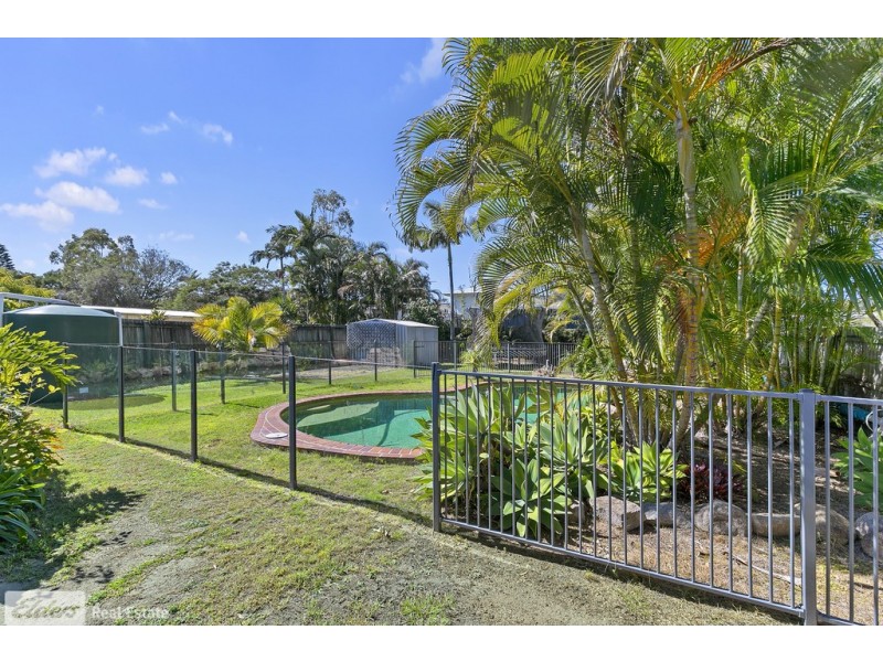 8A Roma Street, Scarborough QLD 4020