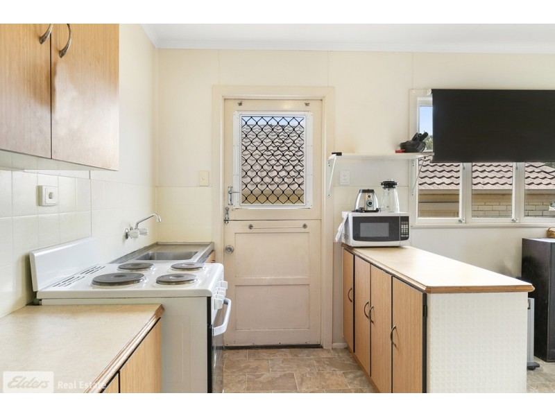 25A Knights Terrace, Margate QLD 4019