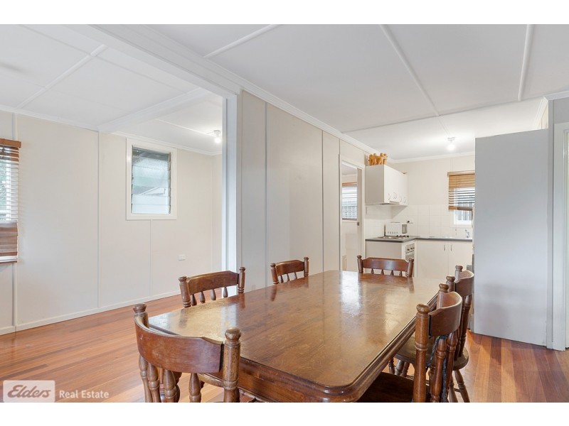 390 Oxley Avenue, Redcliffe QLD 4020