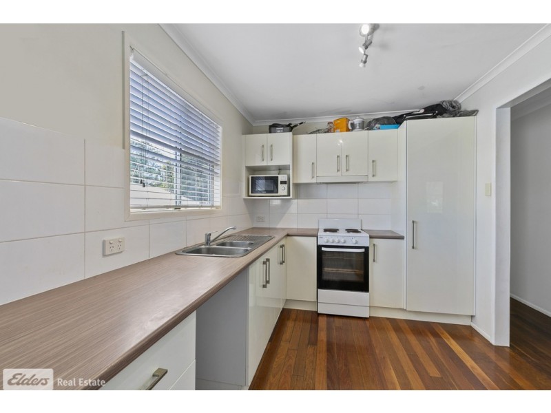 34 Grace Street, Scarborough QLD 4020