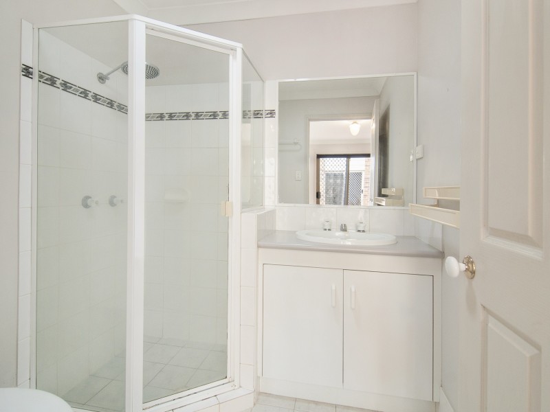 51 Cedar Street, Cannon Hill QLD 4170