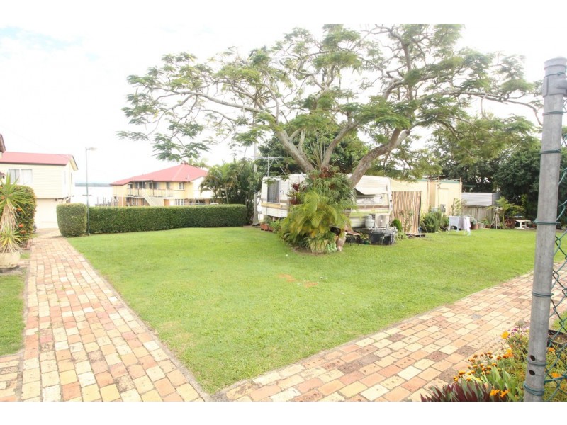 S2/12-18 Haysmouth Parade, Clontarf QLD 4019