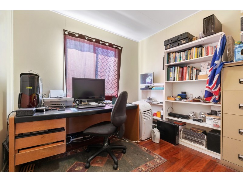 3 O’Connell Street, Redcliffe QLD 4020