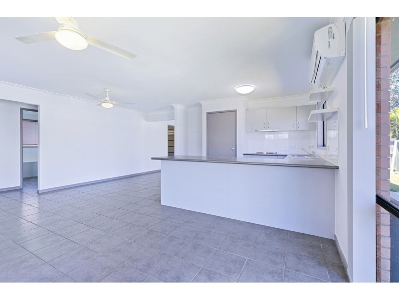 5 Hubner Drive, Rothwell QLD 4022